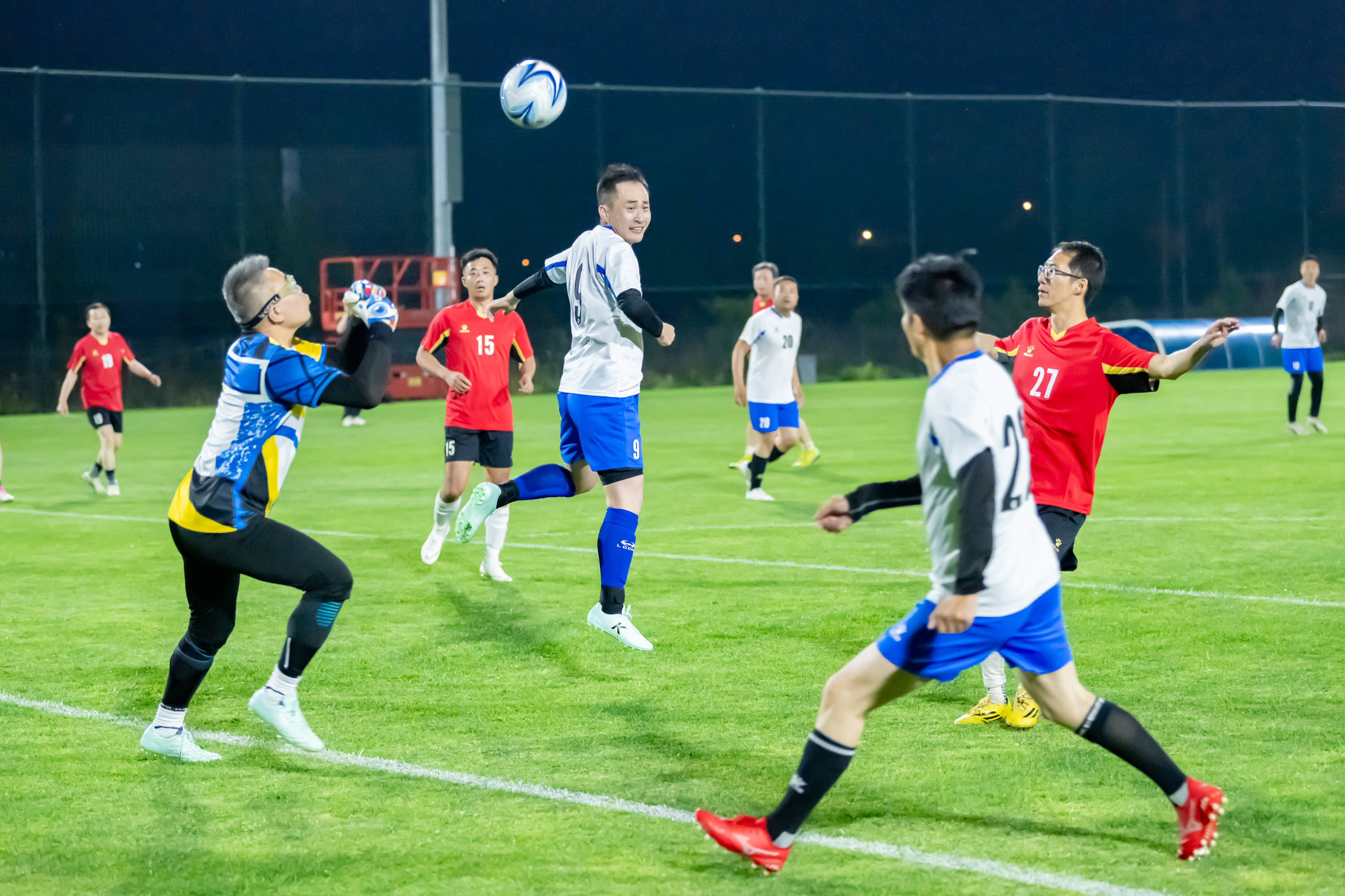 比赛一开始 比赛一开始