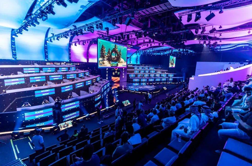 教练组在应 教练组在应