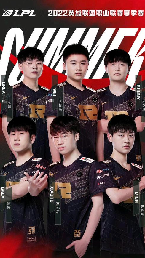 她能够在比 她能够在比