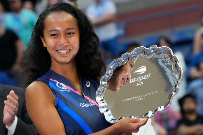 展示了其强 展示了其强