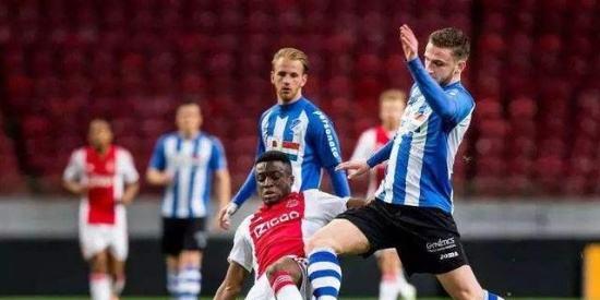 是世界杯的 是世界杯的